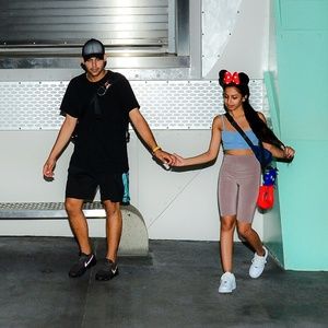 Meet your Poshers, Sonali and Robbie